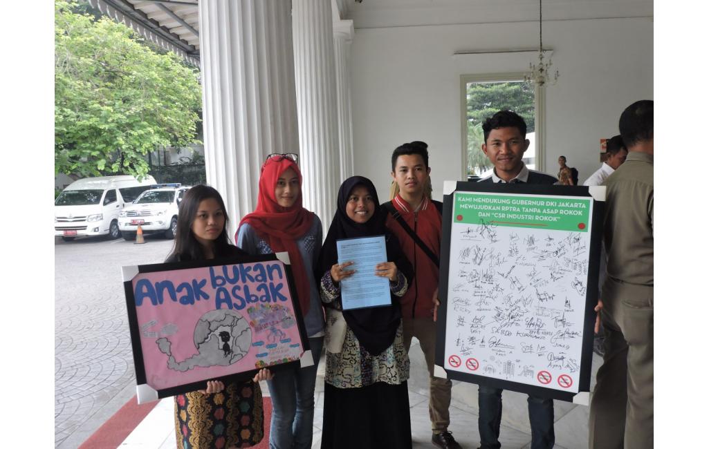 Aksi Tolak Keterlibatan CSR Rokok Di RPTRA