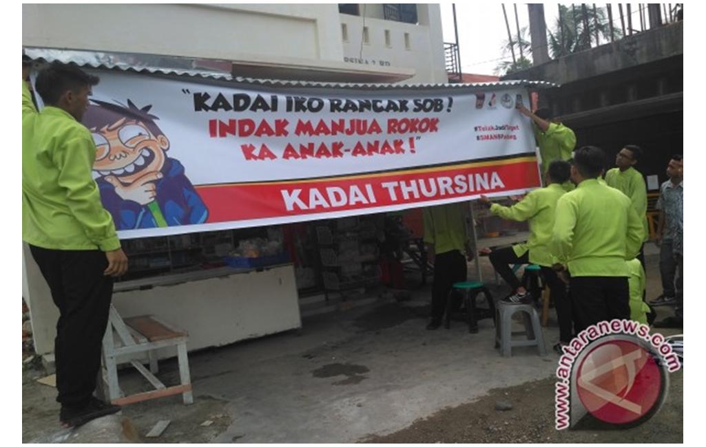 Walah Persen Sekolah Di Padang Dikepung Iklan Rokok